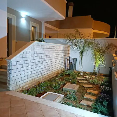Holiday home Casa Mandorle *