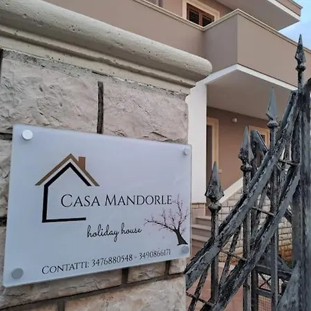 Holiday home Casa Mandorle *
